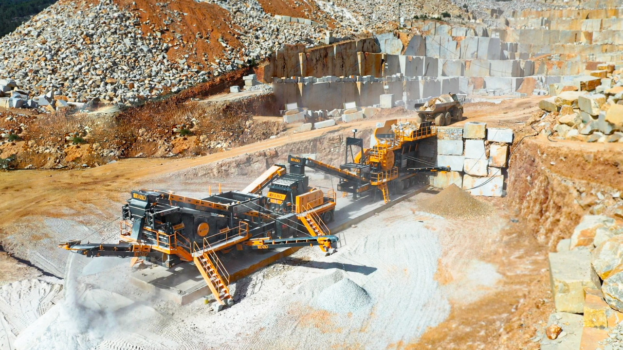 FABO mobile jaw crusher - Concasor cu fălci: Foto 3 FABO mobile jaw crusher - Concasor cu fălci: Foto 3