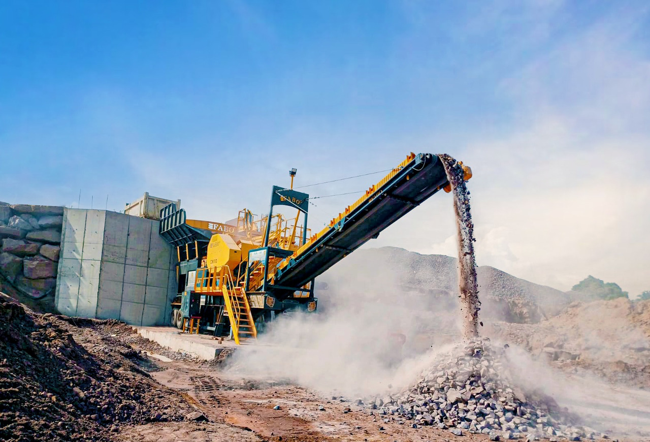 FABO mobile jaw crusher - Concasor cu fălci: Foto 2 FABO mobile jaw crusher - Concasor cu fălci: Foto 2