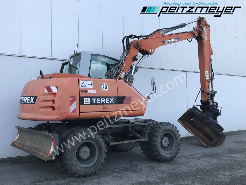 Atlas-Terex Mobilbagger TW 130 MS 10 + Schwenklöffel - Excavator pe roţi: Foto 3 Atlas-Terex Mobilbagger TW 130 MS 10 + Schwenklöffel - Excavator pe roţi: Foto 3