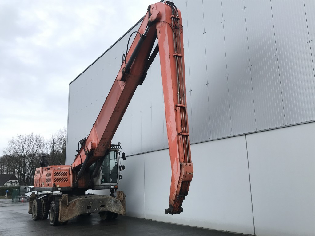 FUCHS Umschlagbagger MHL 350 Deutz-Motor - Excavator pentru manipulare de materiale: Foto 2 FUCHS Umschlagbagger MHL 350 Deutz-Motor - Excavator pentru manipulare de materiale: Foto 2