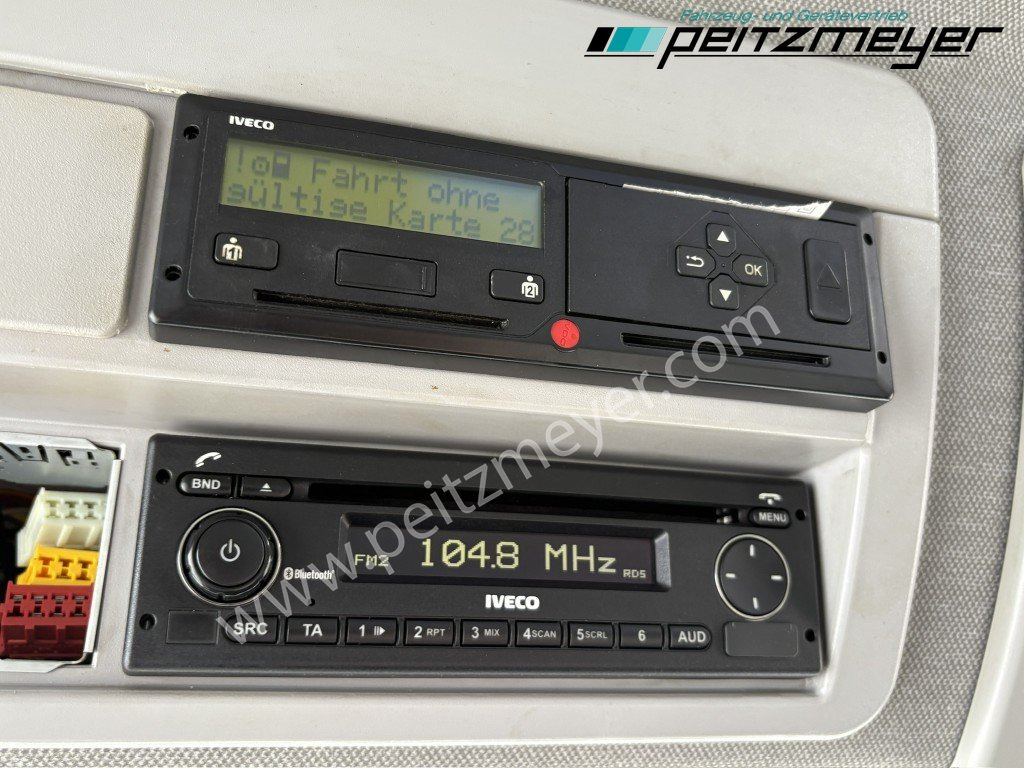 Camion pentru transportul băuturilor Iveco Eurocargo 220E32 6x2, Klima, 2x AHK, LBW, Böse: Foto 9