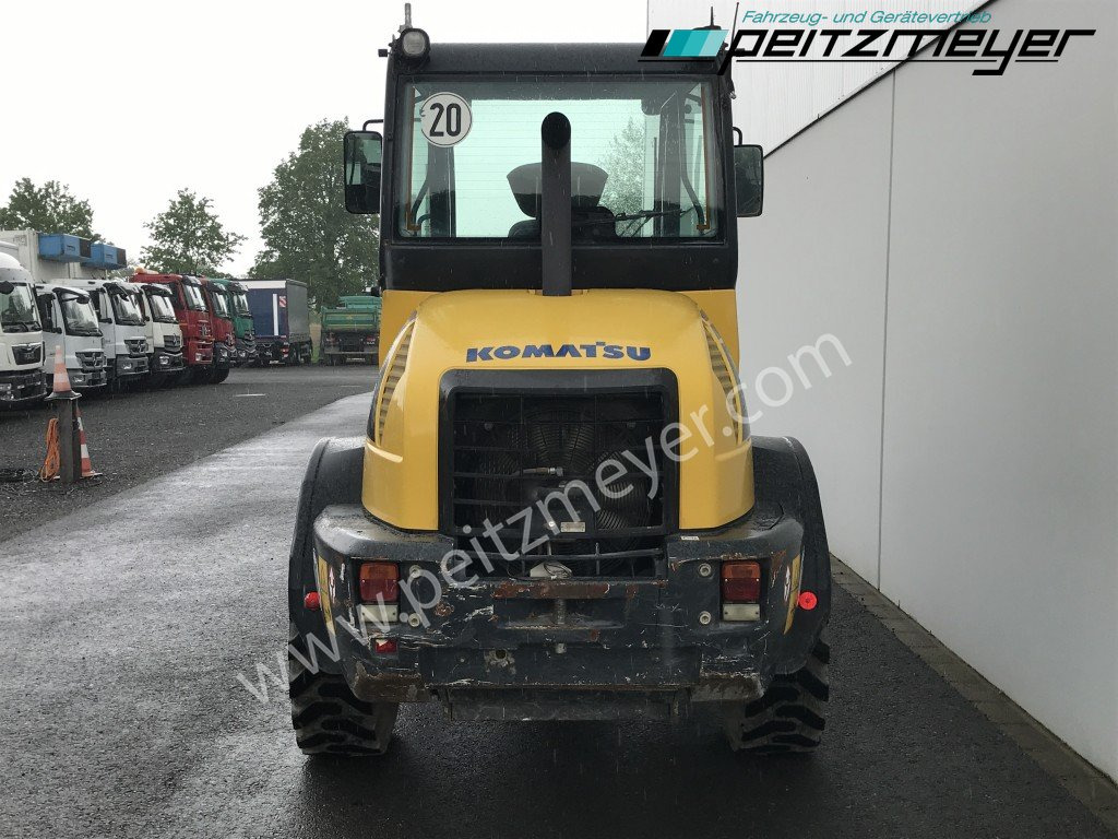 Încărcător frontal pe pneuri Komatsu RADLADER WA 80-6 Palettengabel und Standardschaufel: Foto 6