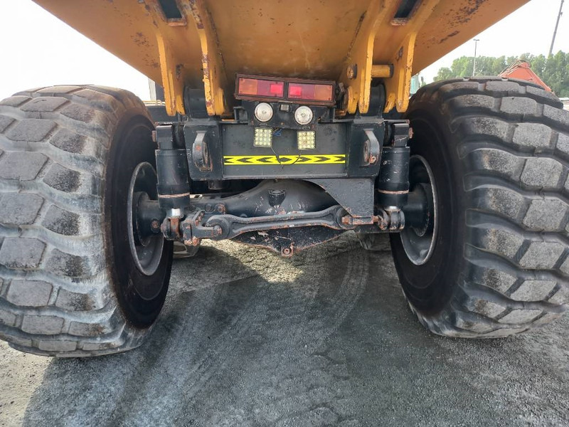 Camion articulat Komatsu HM400-3R (4 pcs available in Abu Dhabi): Foto 15