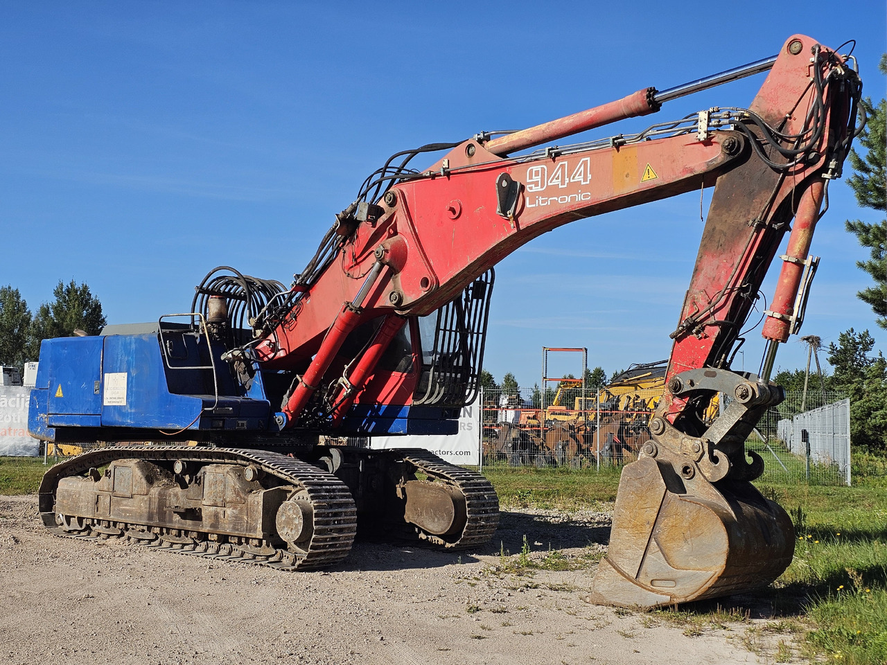 Excavator pentru demolări LIEBHERR R944B VH-HD. UHD boom and standart boom included.: Foto 9 Excavator pentru demolări LIEBHERR R944B VH-HD. UHD boom and standart boom included.: Foto 9
