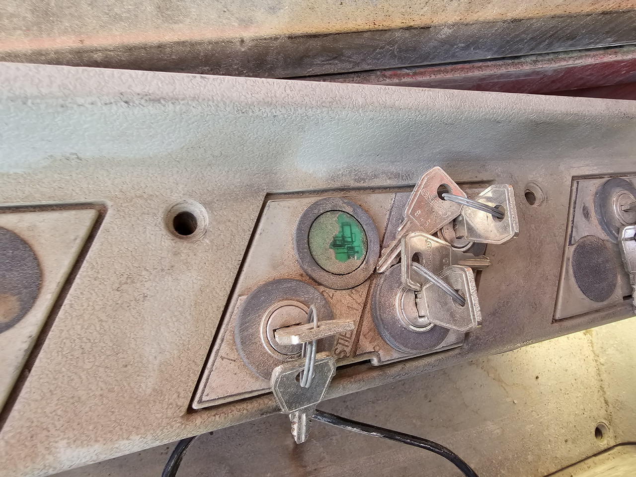 Excavator pentru demolări LIEBHERR R944B VH-HD. UHD boom and standart boom included.: Foto 15 Excavator pentru demolări LIEBHERR R944B VH-HD. UHD boom and standart boom included.: Foto 15