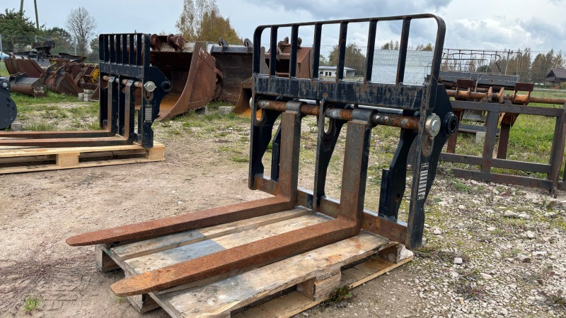 Manitou 2.9t and 3.5t - Furci pentru Încărcător pe roți telescopic: Foto 2 Manitou 2.9t and 3.5t - Furci pentru Încărcător pe roți telescopic: Foto 2