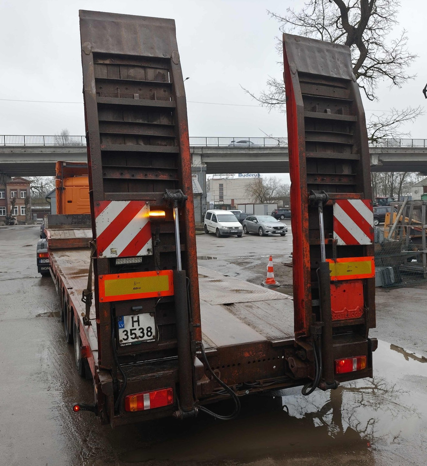 NOOTEBOOM OSDS 48-03 - Semiremorcă transport agabaritic: Foto 3 NOOTEBOOM OSDS 48-03 - Semiremorcă transport agabaritic: Foto 3