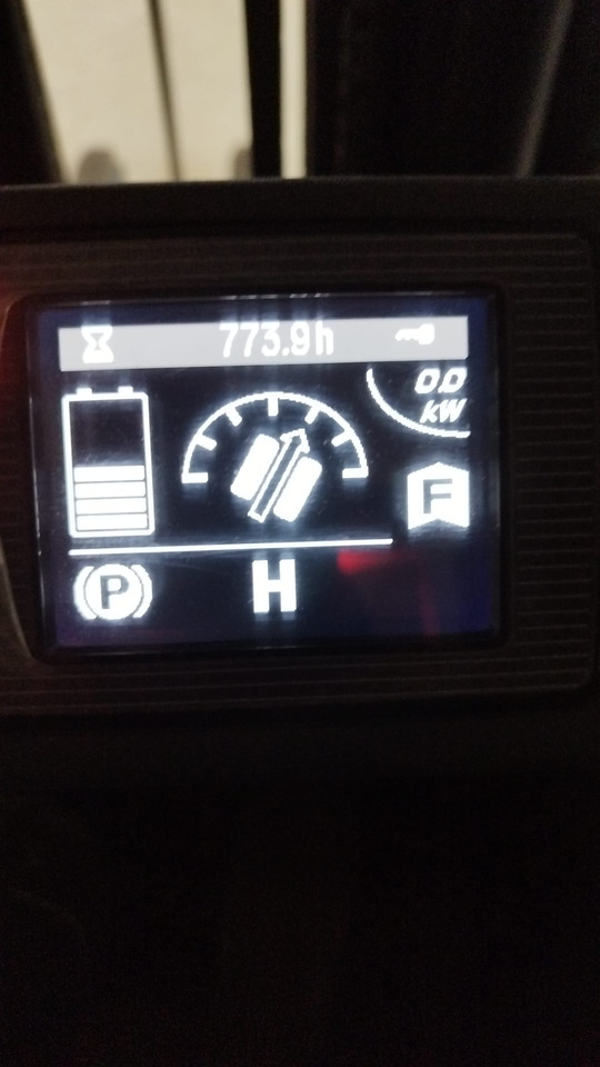 UNICARRIERS A2N1L16Q - Electrostivuitor: Foto 5 UNICARRIERS A2N1L16Q - Electrostivuitor: Foto 5