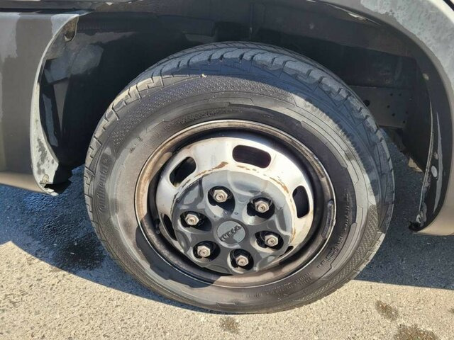 IVECO Daily 35C16H3.0 Kastenaufbau + Kran... - Dubă: Foto 4 IVECO Daily 35C16H3.0 Kastenaufbau + Kran... - Dubă: Foto 4