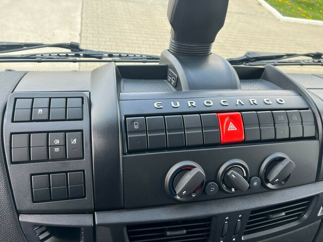IVECO EuroCargo ML120E21 + PTO CLIMA DAB... - Camion şasiu: Foto 4 IVECO EuroCargo ML120E21 + PTO CLIMA DAB... - Camion şasiu: Foto 4