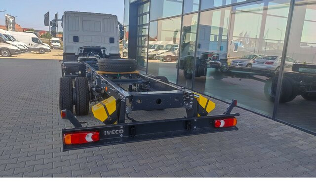 IVECO EuroCargo ML120EL21 EVI_E-AC+ PILOT+PTO... - Camion şasiu: Foto 4 IVECO EuroCargo ML120EL21 EVI_E-AC+ PILOT+PTO... - Camion şasiu: Foto 4