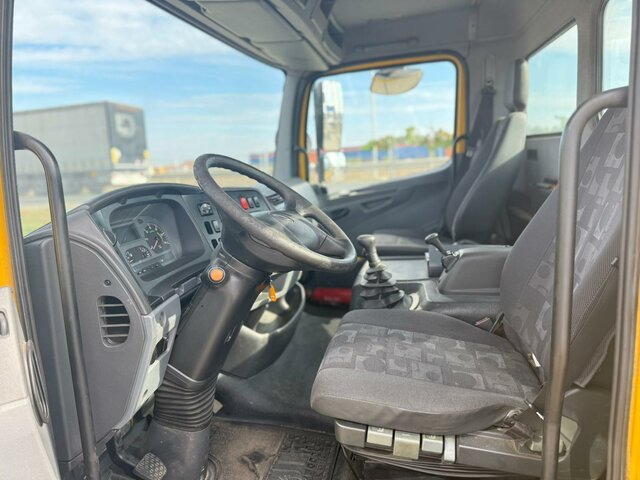 MERCEDES-BENZ Atego 1022 L Pritsche / Klima / Tachograph... - Maşină de tractare: Foto 5 MERCEDES-BENZ Atego 1022 L Pritsche / Klima / Tachograph... - Maşină de tractare: Foto 5