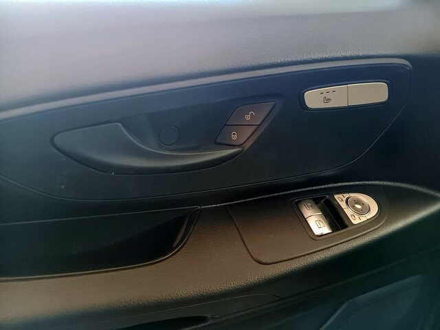 MERCEDES-BENZ Vito Kasten eVito 112 KA/FWD PARK+CLIMA... - Autoutilitară compactă, Autoutilitară electrică: Foto 4 MERCEDES-BENZ Vito Kasten eVito 112 KA/FWD PARK+CLIMA... - Autoutilitară compactă, Autoutilitară electrică: Foto 4