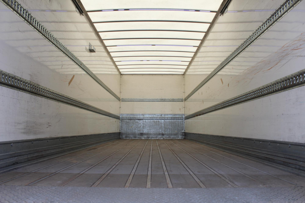 Daf CF 340 E6 Koffer 8,5m Klima LDW Rolltor LBW - Camion furgon: Foto 2 Daf CF 340 E6 Koffer 8,5m Klima LDW Rolltor LBW - Camion furgon: Foto 2