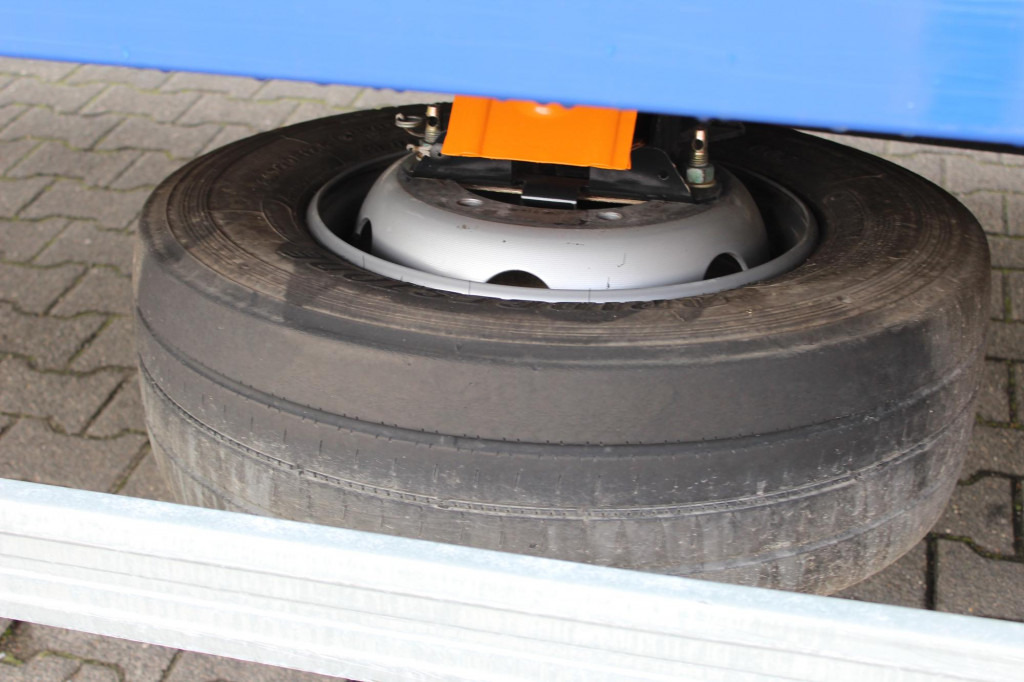 MAN TGL 12.220 Plane-Koffer 7,5 m LBW Klima 199TKm - Camion cu prelată: Foto 5 MAN TGL 12.220 Plane-Koffer 7,5 m LBW Klima 199TKm - Camion cu prelată: Foto 5