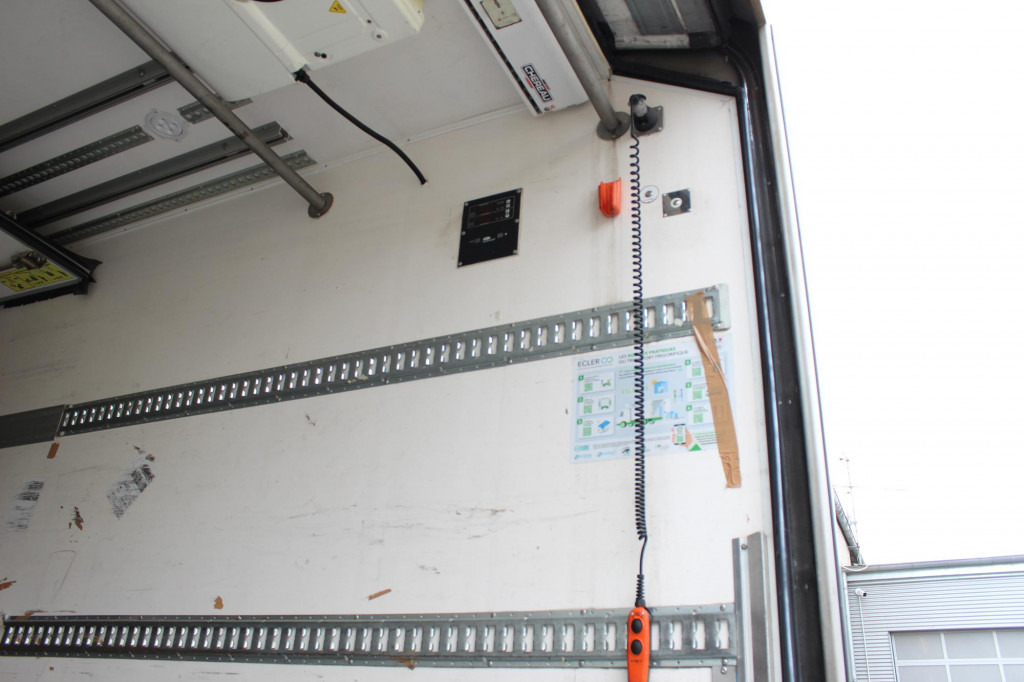 Mercedes-Benz Antos 2536 E6 CS 1250Mt Tri-temp LBW TW ATP - Camion frigider: Foto 5 Mercedes-Benz Antos 2536 E6 CS 1250Mt Tri-temp LBW TW ATP - Camion frigider: Foto 5