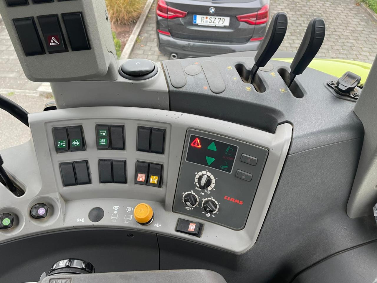 Tractor agricol CLAAS Axion 840 CIS HEXASHIFT, 238 PS, Frontkraftheber: Foto 10