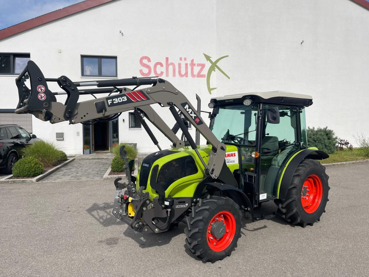 CLAAS Nexos 210, neuwertig, mit Frontlader und Frontzapfwelle, 236 Betriebsstunden - Tractor agricol: Foto 1 CLAAS Nexos 210, neuwertig, mit Frontlader und Frontzapfwelle, 236 Betriebsstunden - Tractor agricol: Foto 1