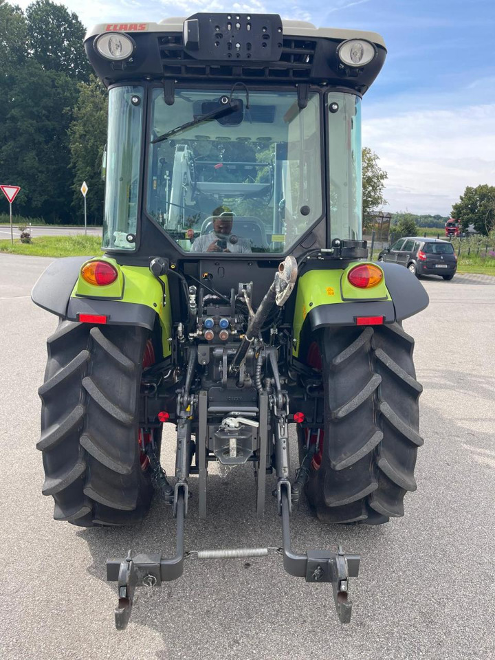 CLAAS Nexos 210, neuwertig, mit Frontlader und Frontzapfwelle, 236 Betriebsstunden - Tractor agricol: Foto 4 CLAAS Nexos 210, neuwertig, mit Frontlader und Frontzapfwelle, 236 Betriebsstunden - Tractor agricol: Foto 4