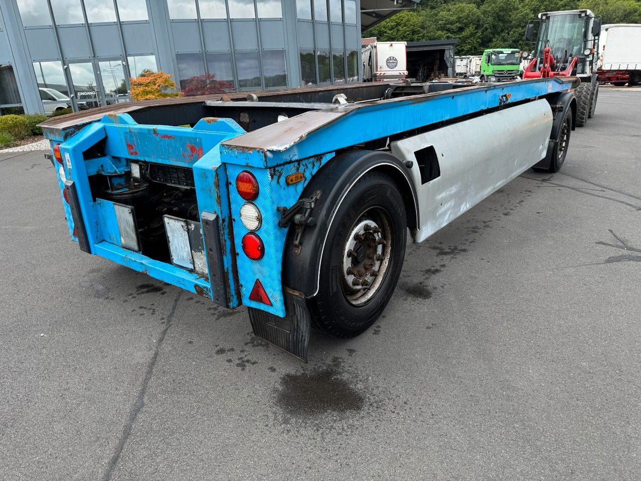 Jung CA 18 J Apollino K 4 2- Achs Abroll - Remorcă abroll/ Skiploader: Foto 1 Jung CA 18 J Apollino K 4 2- Achs Abroll - Remorcă abroll/ Skiploader: Foto 1