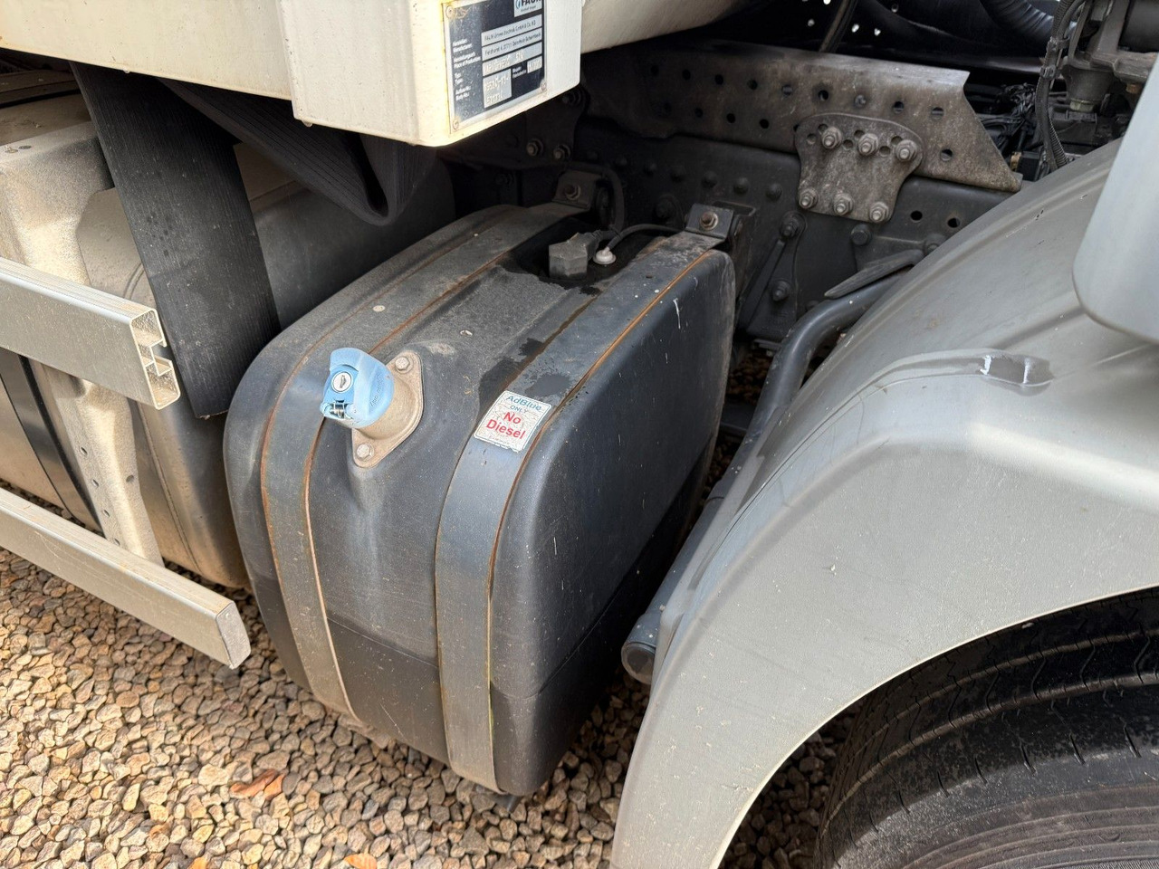 Mercedes-Benz Actros 2532 6x2 MP3 Faun Power Press 524 - Autogunoiere: Foto 4 Mercedes-Benz Actros 2532 6x2 MP3 Faun Power Press 524 - Autogunoiere: Foto 4