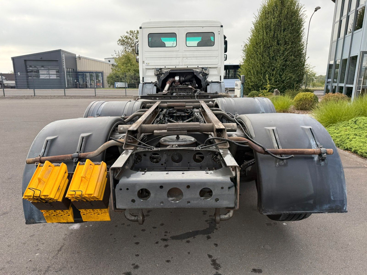 Mercedes-Benz Actros 2532 MP 3 Fahrgestell - Camion şasiu: Foto 4 Mercedes-Benz Actros 2532 MP 3 Fahrgestell - Camion şasiu: Foto 4