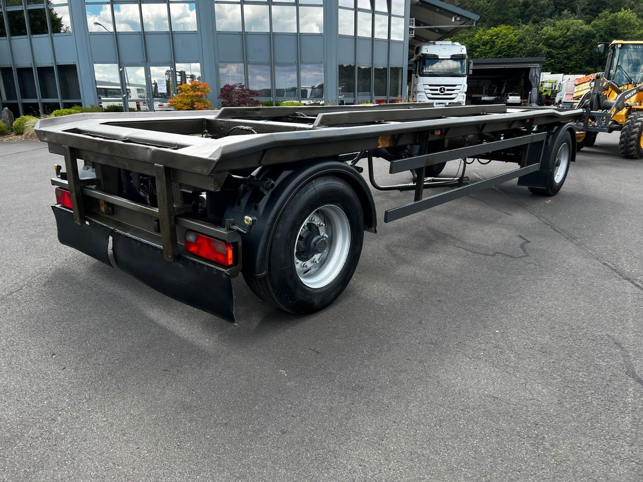 Reisch REA 18 E 2- Achs / Luftfederung / BPW Reisch REA 18 E 2- Achs / Luftfederung / BPW - Remorcă abroll/ Skiploader: Foto 1 Reisch REA 18 E 2- Achs / Luftfederung / BPW Reisch REA 18 E 2- Achs / Luftfederung / BPW - Remorcă abroll/ Skiploader: Foto 1