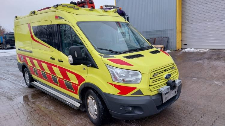 FORD TRANSIT 2,0TDI AMBULANCE KLIMA 1.2018 EURO 6, 3 UNITS - Ambulanță: Foto 1 FORD TRANSIT 2,0TDI AMBULANCE KLIMA 1.2018 EURO 6, 3 UNITS - Ambulanță: Foto 1