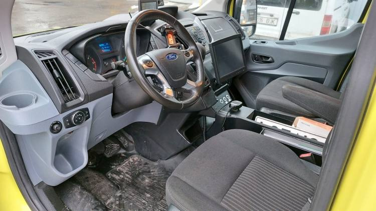 FORD TRANSIT 2,0TDI AMBULANCE KLIMA 12.2018 EURO 6, 3 UNITS - Ambulanță: Foto 2 FORD TRANSIT 2,0TDI AMBULANCE KLIMA 12.2018 EURO 6, 3 UNITS - Ambulanță: Foto 2
