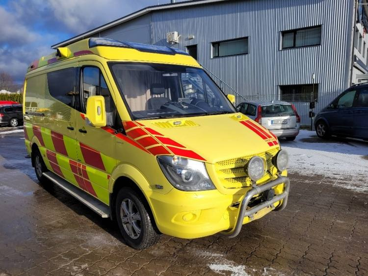 MERCEDES – BENZ SPRINTER 3.0D AMBULANCE (PROFILE) KLIMA 2.2016 EURO 6 - Ambulanță: Foto 1 MERCEDES – BENZ SPRINTER 3.0D AMBULANCE (PROFILE) KLIMA 2.2016 EURO 6 - Ambulanță: Foto 1
