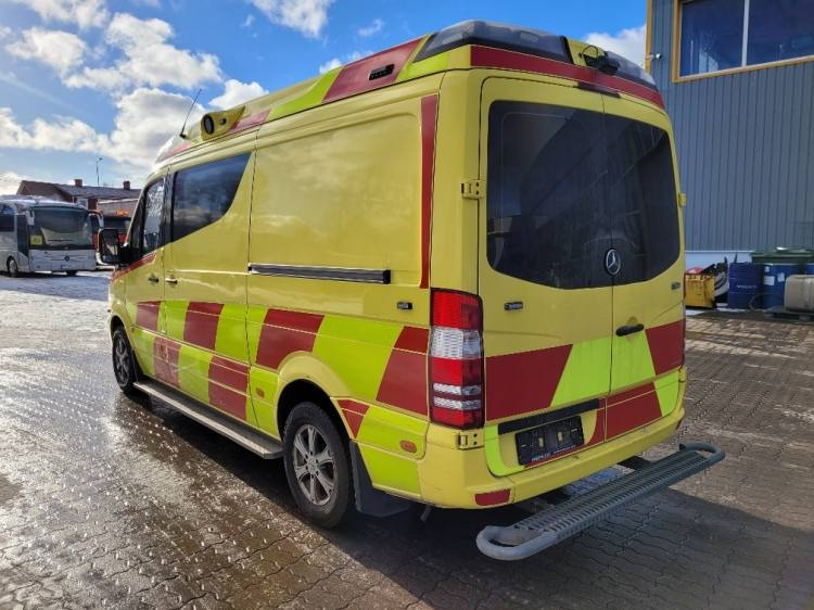 MERCEDES – BENZ SPRINTER 3.0D AMBULANCE (PROFILE) KLIMA 2.2016 EURO 6 - Ambulanță: Foto 3 MERCEDES – BENZ SPRINTER 3.0D AMBULANCE (PROFILE) KLIMA 2.2016 EURO 6 - Ambulanță: Foto 3