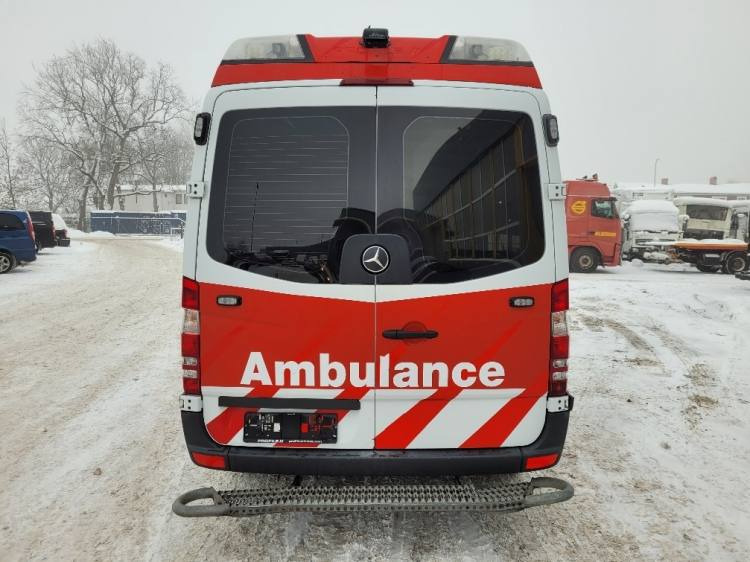 MERCEDES – BENZ SPRINTER 3.0D AMBULANCE (PROFILE) KLIMA 7.2015 EURO 6 - Ambulanță: Foto 5 MERCEDES – BENZ SPRINTER 3.0D AMBULANCE (PROFILE) KLIMA 7.2015 EURO 6 - Ambulanță: Foto 5