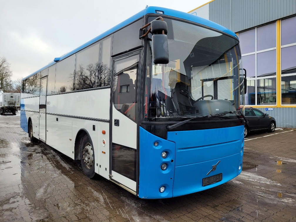 VOLVO B9R VEST HORISONT, KLIIMA, 7.2012, EURO 5, HANDICAP LIFT, 45 seats, 12,7m - Autobuz interurban: Foto 1 VOLVO B9R VEST HORISONT, KLIIMA, 7.2012, EURO 5, HANDICAP LIFT, 45 seats, 12,7m - Autobuz interurban: Foto 1