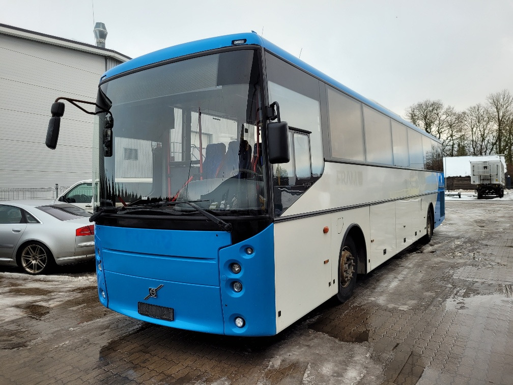 VOLVO B9R VEST HORISONT, KLIIMA, 7.2012, EURO 5, HANDICAP LIFT, 45 seats, 12,7m - Autobuz interurban: Foto 2 VOLVO B9R VEST HORISONT, KLIIMA, 7.2012, EURO 5, HANDICAP LIFT, 45 seats, 12,7m - Autobuz interurban: Foto 2