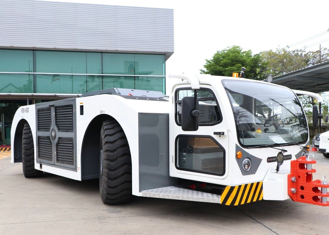 BlissFox 50D - Tractor pentru aeronave: Foto 1 BlissFox 50D - Tractor pentru aeronave: Foto 1