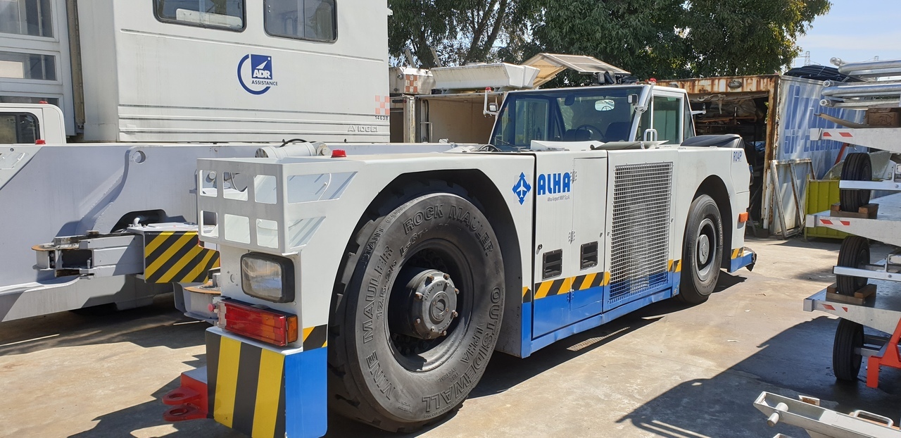 Goldhofer PTS R1 - Tractor pentru aeronave: Foto 1 Goldhofer PTS R1 - Tractor pentru aeronave: Foto 1