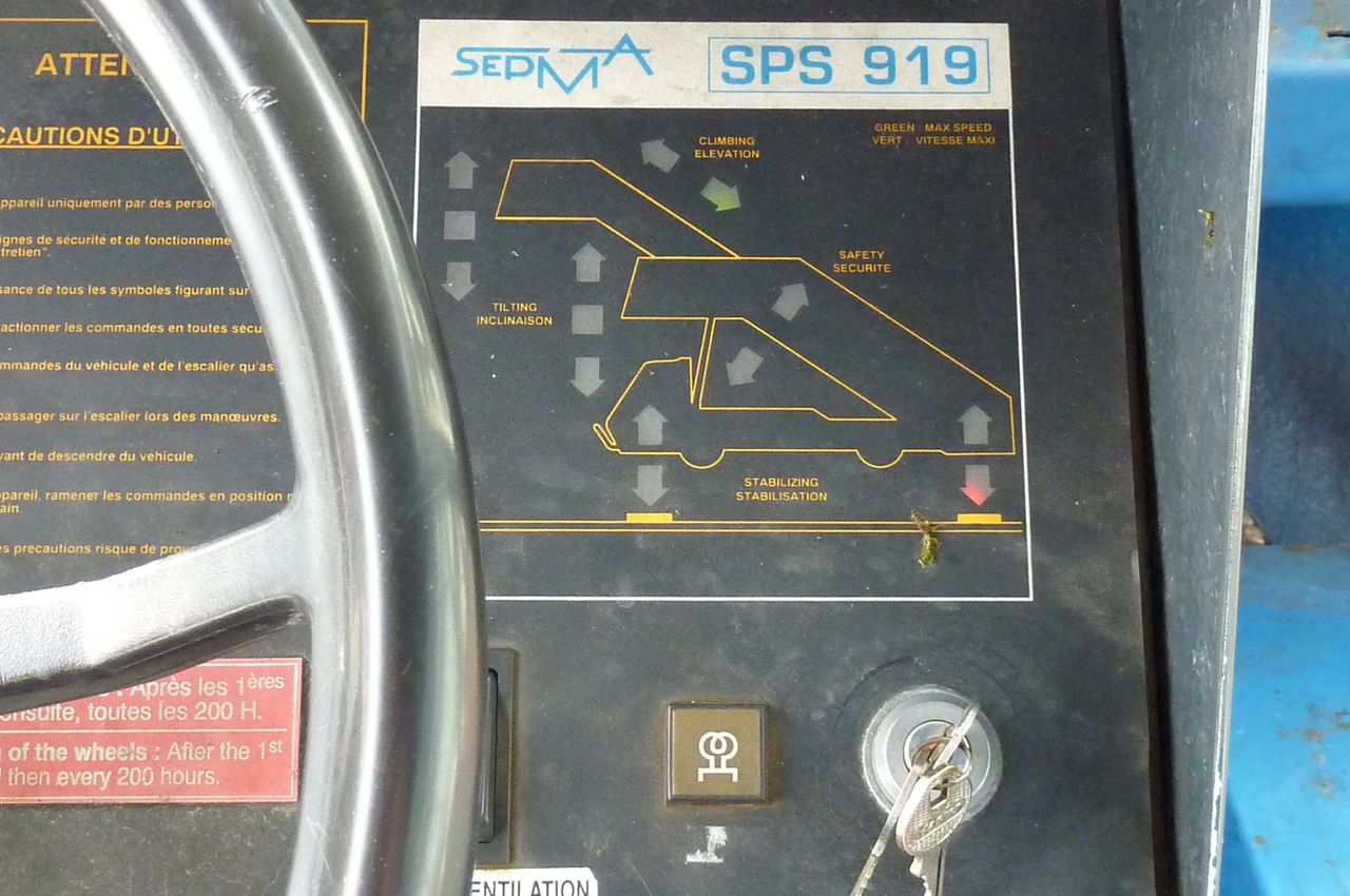 SOVAM Passenger Stairs 1.9 SPS - Scară de pasageri: Foto 4 SOVAM Passenger Stairs 1.9 SPS - Scară de pasageri: Foto 4