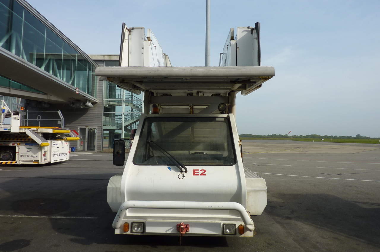 SOVAM Passenger Stairs 1.9 SPS - Scară de pasageri: Foto 2 SOVAM Passenger Stairs 1.9 SPS - Scară de pasageri: Foto 2