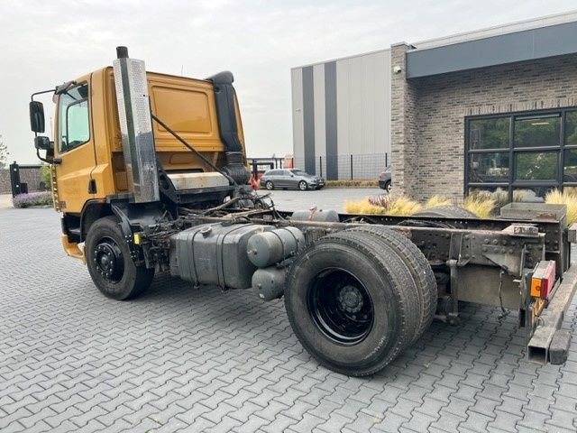 DAF CF 65 FA65.210 CF Right Hand Drive - Camion şasiu: Foto 3 DAF CF 65 FA65.210 CF Right Hand Drive - Camion şasiu: Foto 3