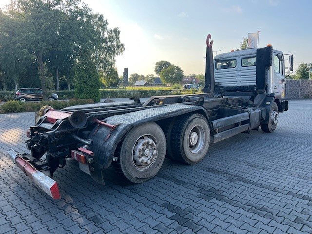 MAN 26.364 6x2 - Camion şasiu: Foto 3 MAN 26.364 6x2 - Camion şasiu: Foto 3