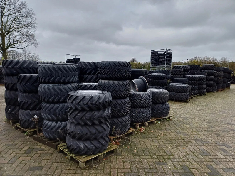 Diversen banden - Anvelopă: Foto 1 Diversen banden - Anvelopă: Foto 1