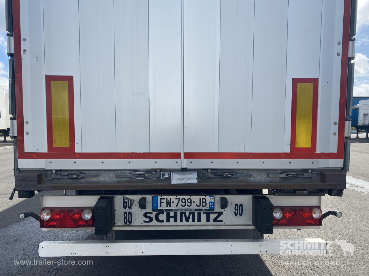 SCHMITZ Curtainsider Standard - Semiremorcă prelată: Foto 2 SCHMITZ Curtainsider Standard - Semiremorcă prelată: Foto 2