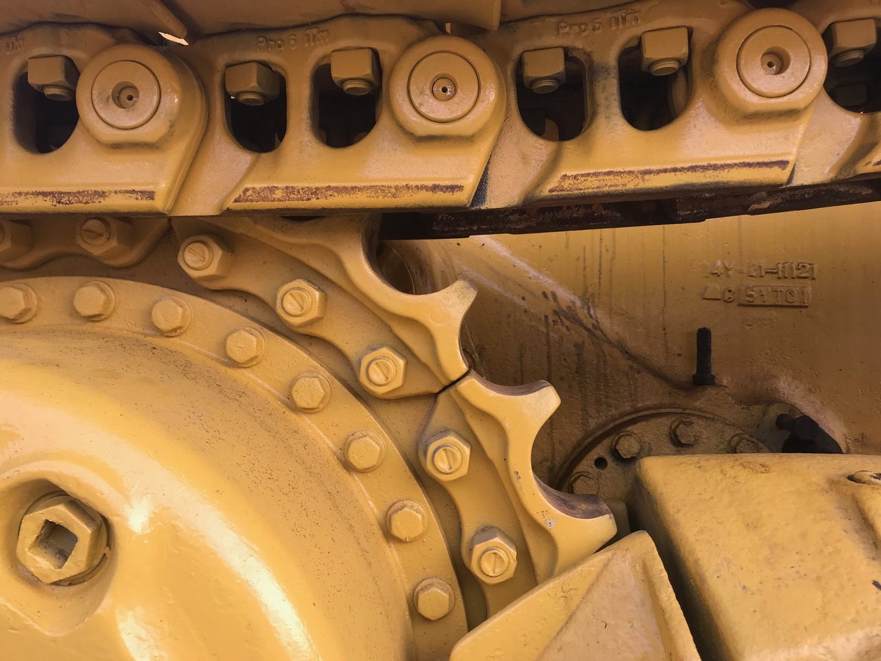 KOMATSU D65EX-12 mit Ripperventil - Buldozer: Foto 4 KOMATSU D65EX-12 mit Ripperventil - Buldozer: Foto 4