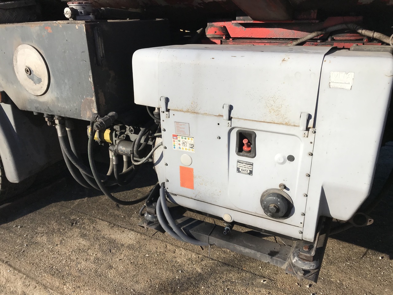 MAN Asphaltsprayer TGA 26.480 6x2-2 - Gudronator: Foto 3 MAN Asphaltsprayer TGA 26.480 6x2-2 - Gudronator: Foto 3