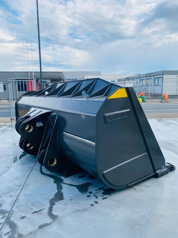 Volvo L 350 H - Cupă pentru Utilaje constructii: Foto 2 Volvo L 350 H - Cupă pentru Utilaje constructii: Foto 2