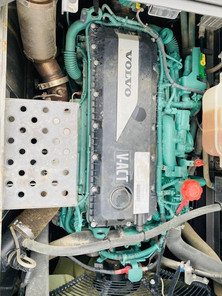 Excavator pe şenile Volvo ec350el: Foto 11