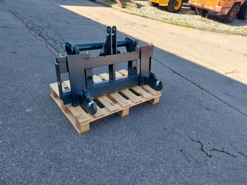 Adapter Manitou Teleskoplader auf 3 Punkt Kat II Palettengabel - Cuplare rapidă: Foto 1 Adapter Manitou Teleskoplader auf 3 Punkt Kat II Palettengabel - Cuplare rapidă: Foto 1