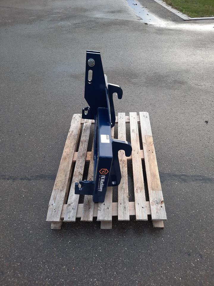 Adapter Volvo Cat Hoflader Radlader auf 3 Punkt Kat II - Cuplare rapidă: Foto 4 Adapter Volvo Cat Hoflader Radlader auf 3 Punkt Kat II - Cuplare rapidă: Foto 4