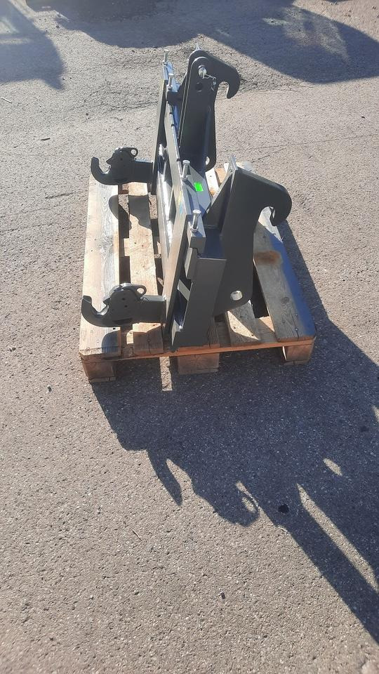 Adapter Volvo Cat Hoflader Radlader auf 3 Punkt Kat II Palettenga - Cuplare rapidă: Foto 4 Adapter Volvo Cat Hoflader Radlader auf 3 Punkt Kat II Palettenga - Cuplare rapidă: Foto 4