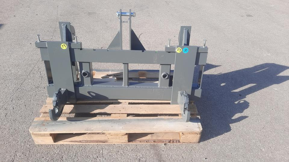 Adapter Volvo Cat Hoflader Radlader auf 3 Punkt Kat II Palettenga - Cuplare rapidă: Foto 1 Adapter Volvo Cat Hoflader Radlader auf 3 Punkt Kat II Palettenga - Cuplare rapidă: Foto 1
